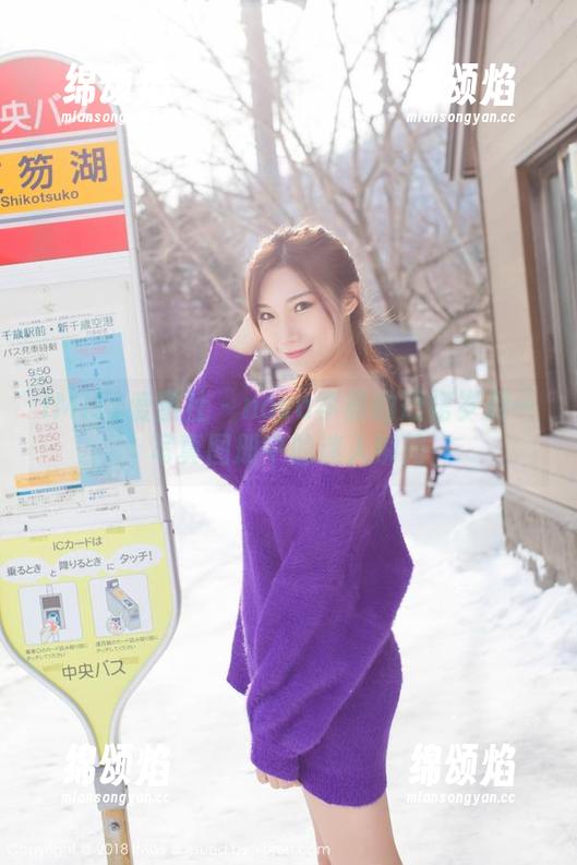 IMiss爱蜜社 - nova李雅的短裙岁月—写真图册中的迷人瞬间