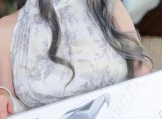 Machi马吉女友的套图，精选如同阳光般温暖，却又微微刺眼。