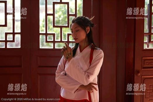 MiiTao蜜桃社-韵莉娜VANILLA MiiTao蜜桃社 - 就问你敢不敢?韵莉娜VANILLA制服图包,免费提前解锁!