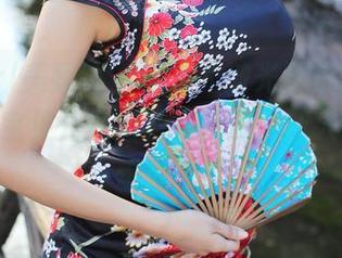 MyGirl美媛馆 – 诱人的波光粼粼：Vetiver嘉宝贝儿私拍泳衣资源，让人忍不住想靠近！