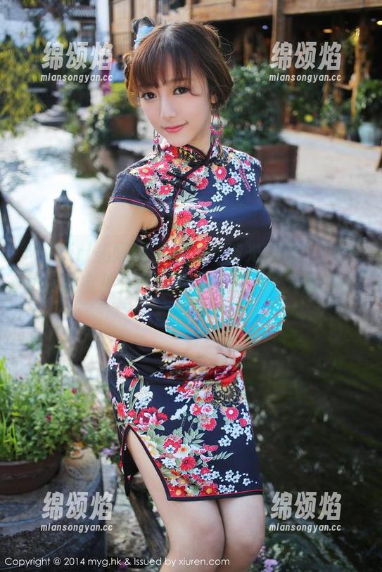 MyGirl美媛馆 - 诱人的波光粼粼：Vetiver嘉宝贝儿私拍泳衣资源，让人忍不住想靠近！