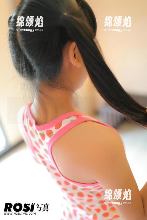 ROSI ROSI内衣下载体验:这真是个难以形容的选择