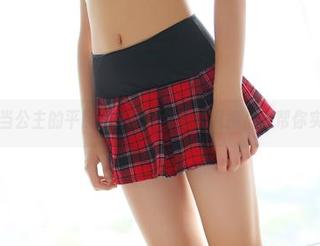 不想当公主的平民？ROSI免费礼服照片来帮你实现！
