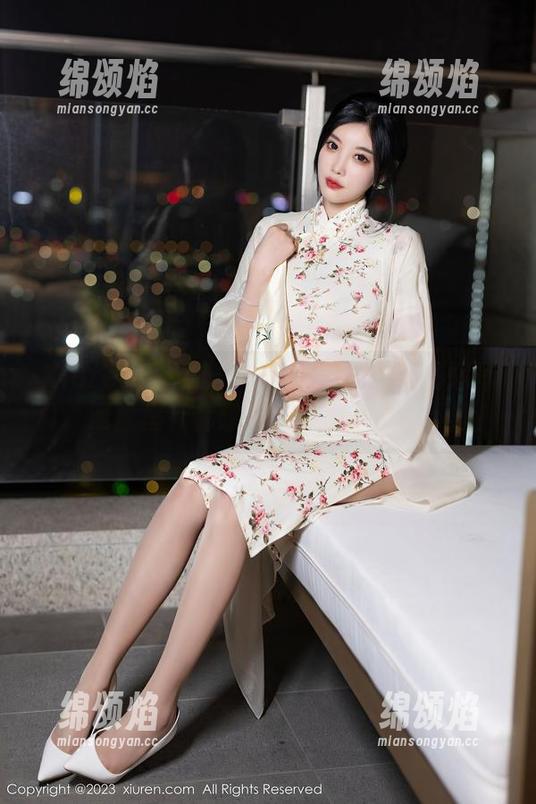 Xiuren秀人网 - Elise谭晓彤的花嫁写真，网盘里有你想要的甜蜜，快来下载！