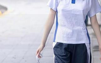 Xiuren秀人网 – 刘钰儿展现‘油亮’：我是不是该省省那个护肤品？