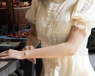 Xiuren秀人网 – 夏茉GIGI女仆的高清套图，怎么玩得这么撩？