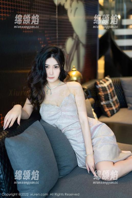 Xiuren秀人网-媃柔rourou Xiuren秀人网 - 定制不止于运动,媃柔rourou的写真尝试了一切非传统姿势!