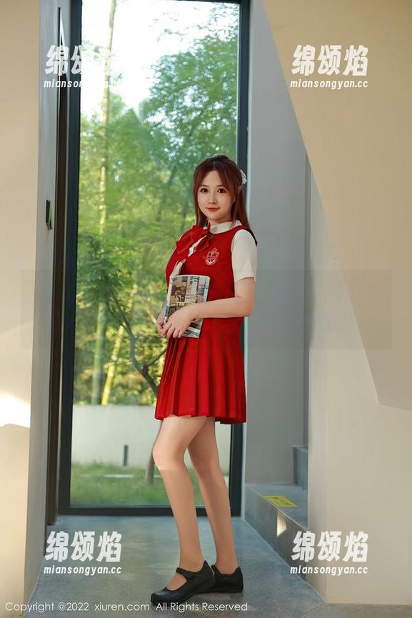 Xiuren秀人网 - 小肉肉咪的圣诞图集：这不是照片，是整个圣诞的感觉啊！