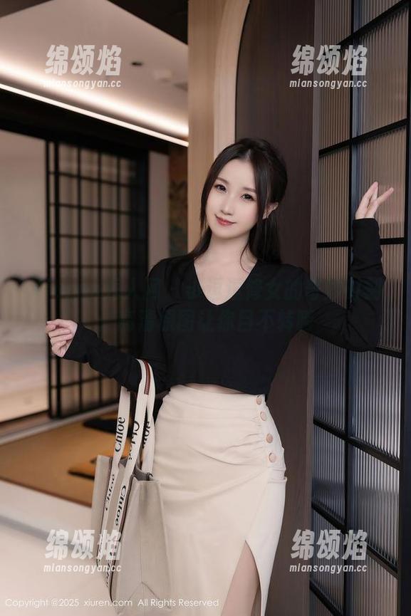 Xiuren秀人网 - 小逗逗修女的奇妙时刻：高清原图让你目不转睛