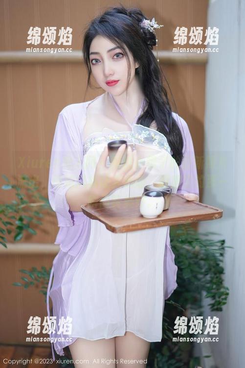 Xiuren秀人网 - 樱桃小犊子的最新照片流出，厨娘风格让人心动，厨房里的那一瞬间真美好。