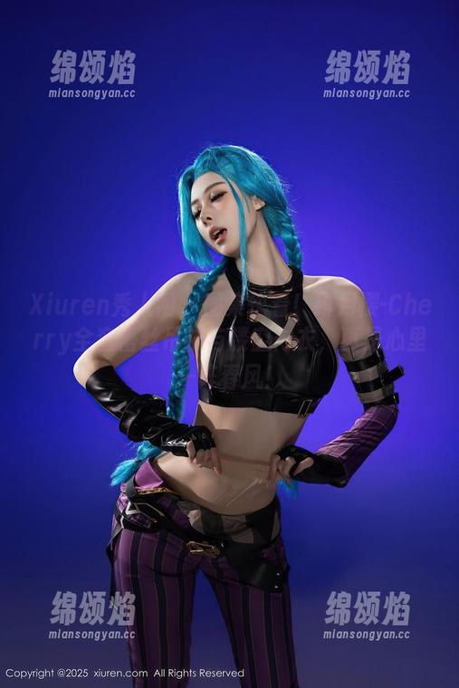 Xiuren秀人网 - 图集快看！绯月樱-Cherry全套蕾丝吊袜与镂空内衣，真是心里一阵春风！