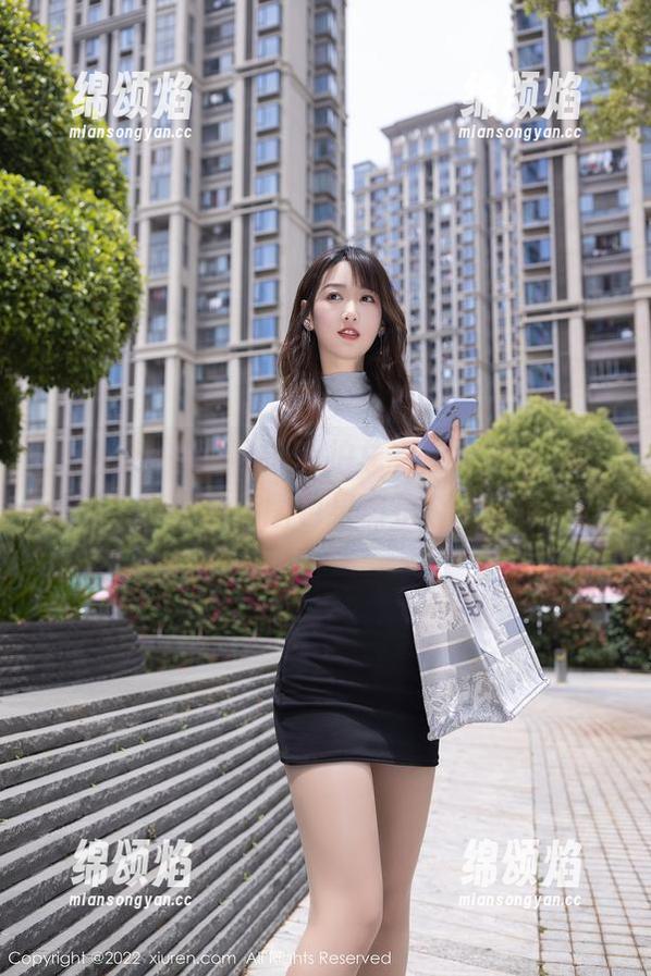 Xiuren秀人网-蕾蕾醒了没 Xiuren秀人网 - 私拍总有点小暧昧,蕾蕾醒了没的油亮图包果然是个意外惊喜。