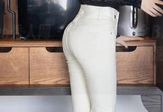 Xiuren秀人网 – 这些超美的金BABY吖连衣裙美图，精选得让人心跳加速，快来围观！
