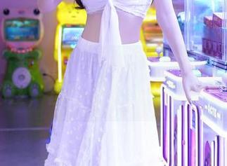 Xiuren秀人网 – 免费提取陈小喵的白裙秘笈，套图里满满的少女心！