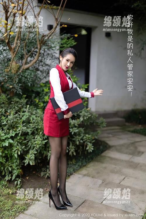 YouMi尤蜜荟-小海臀Rean YouMi尤蜜荟 - 小海臀Rean的夏天,高清壁纸爆棚——绝对适合你的手机屏幕!