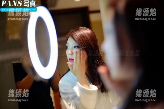 pans - Kiki的美足写真：真想把这双脚藏在心里