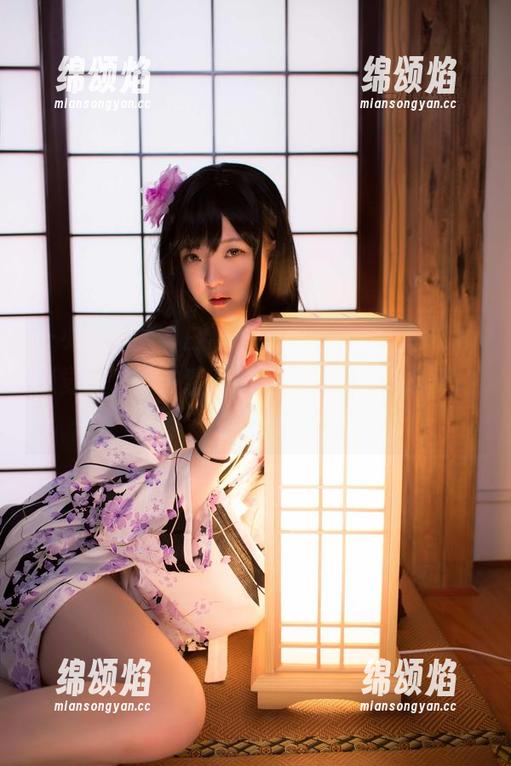 一小央泽的“白修女”高清写真，恍惚间感觉到了那种清幽的气息，谁能抵挡得住这韵味？