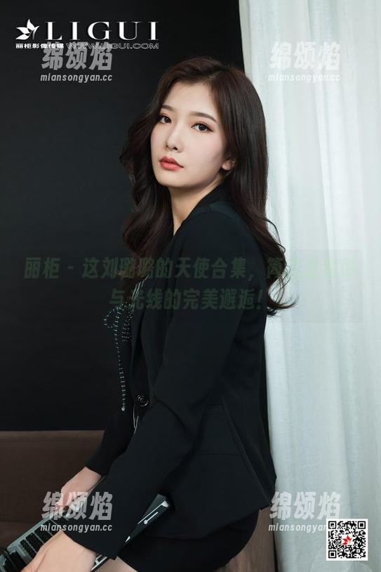 丽柜-刘璐璐 丽柜 - 这刘璐璐的天使合集,简直是肌肤与光线的完美邂逅!