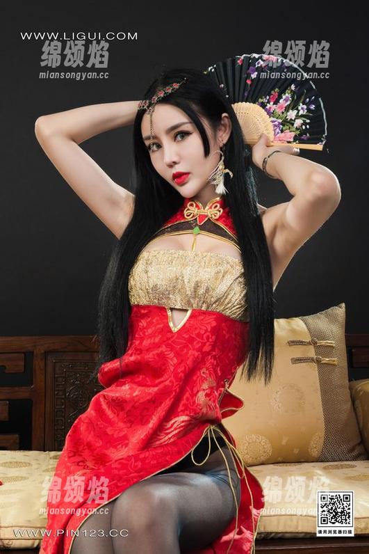 丽柜-子晴 丽柜 - 长腿带你飞,子晴的图库一览无遗