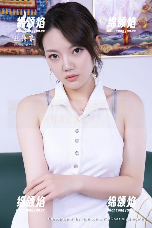 丽柜-桃子 丽柜 - 终于找到无圣光的真谛,桃子女神的写真让我心动了。