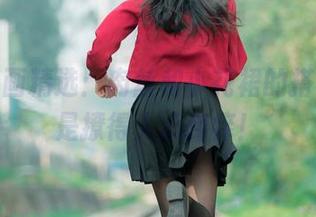 兔玩映画精选：肉丝和小花裙的搭配，真是撩得人心痒痒！