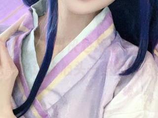 套图大揭秘！千阳快起床最新空姐系列，光影中让你心头一紧的瞬间。