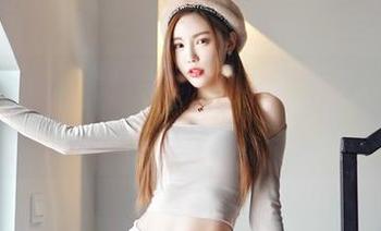 嗲囡囡 – 模特YOYO带你走进全套校服图包的怀抱，风格无限！