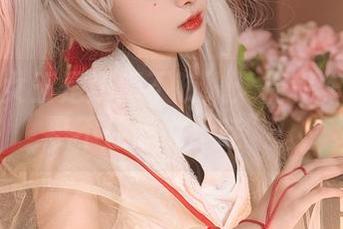今天的女王是奶狮不咬人：福利作品让你忍不住想说“哇”！