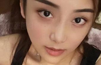 微密圈 – 每张图包都是小秀一下，奶雯来啦，快来围观