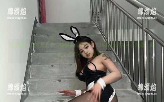 微密圈 - 突然来了个“最新小优优子”，JK写真让人目不转睛，真是个万年不变的少女！