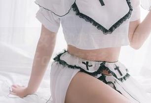 限量电子版巫女？快来看看原图中的抱走莫子aa到底有多撩！