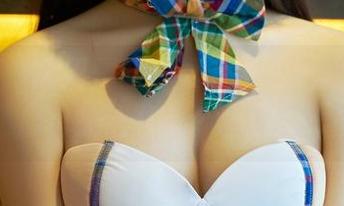 推女郎 – 易阳黑丝写真，原图中的隐秘性感，光线真是个调皮鬼！