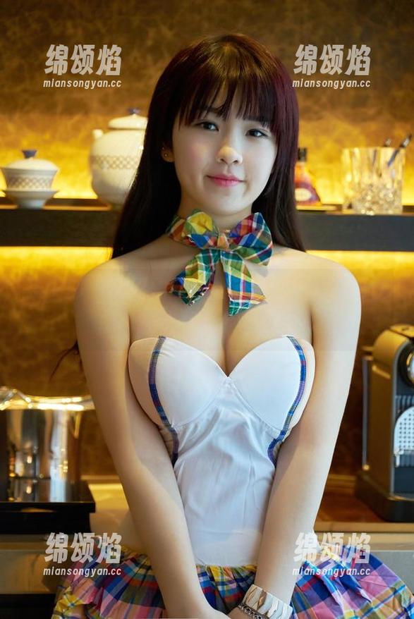推女郎-易阳 推女郎 - 易阳黑丝写真,原图中的隐秘性感,光线真是个调皮鬼!
