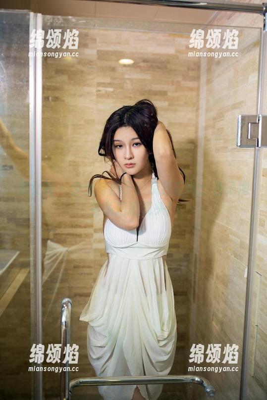 推女郎 - 少女与沙子的疯狂打斗：沙子博主私拍抢镜头！
