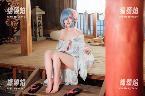 从五彩斑斓到黑白：晕崽Zz的cos更新，真是跌宕起伏！