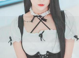 高清写真集直击心头：普美(bomi)在[BLUECAKE]夜之城的每一瞬都让人沉醉。