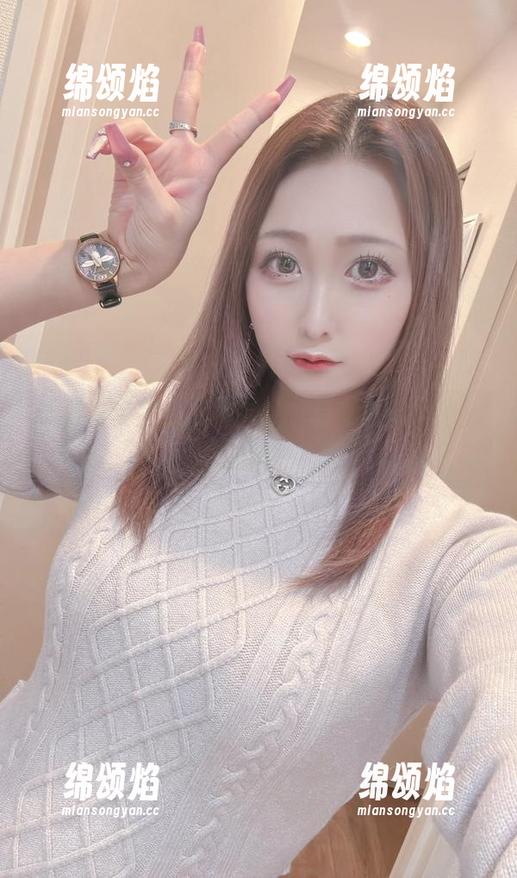 长腿漫步月城委员会街，写真套图唤醒心底的向往！