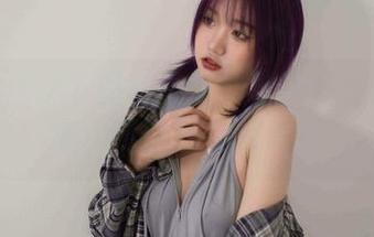制服黑丝之下的秘密：柒柒不可爱的作品集，资源让你惊艳！