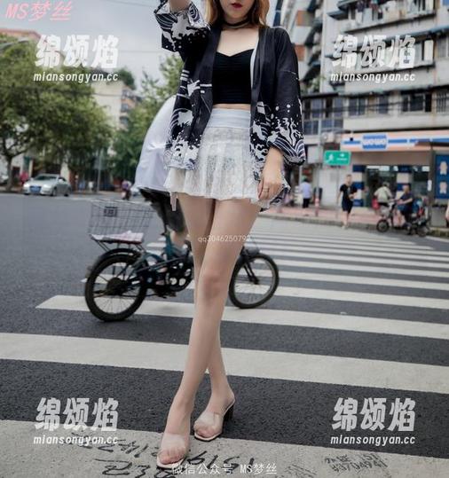 梦丝女神 - 莹仙女日常：高清图库充满小惊喜，别错过！