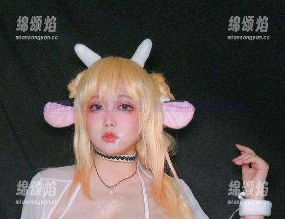 椒妮佐仁 当椒妮佐仁穿上职业装,图集里的野心与茶歇