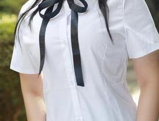 模范学院 – 无圣光加持，优优的可爱照片在细节里悄悄发光，连角落的影子都显得不那么单调。