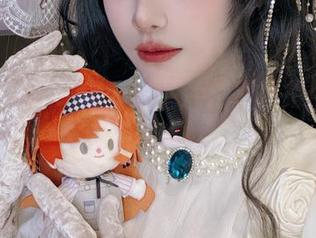 流一_喵喵喵喵喵喵的森蚺作品集，身体与光影的微妙对话