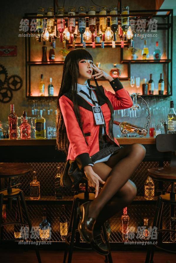 全套美脚合集，源纱希喵喵喵脚趾间的细节真是太迷人了！