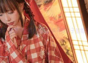原图分享：爆机少女喵小吉教你草神踩袜子的绝美姿势！