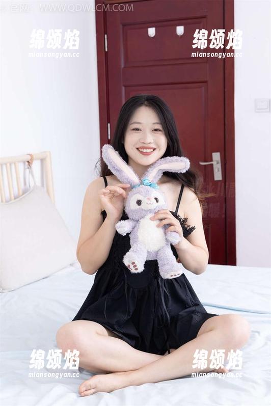 物恋传媒-嘟嘟 物恋传媒 - 嘟嘟的魔法镜头:看冰川融化,带你体验免费写真带来的温暖!