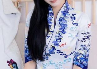 物恋传媒 – 菜菜的黑色过膝棉袜更新啦！原图带你探索这份神秘感