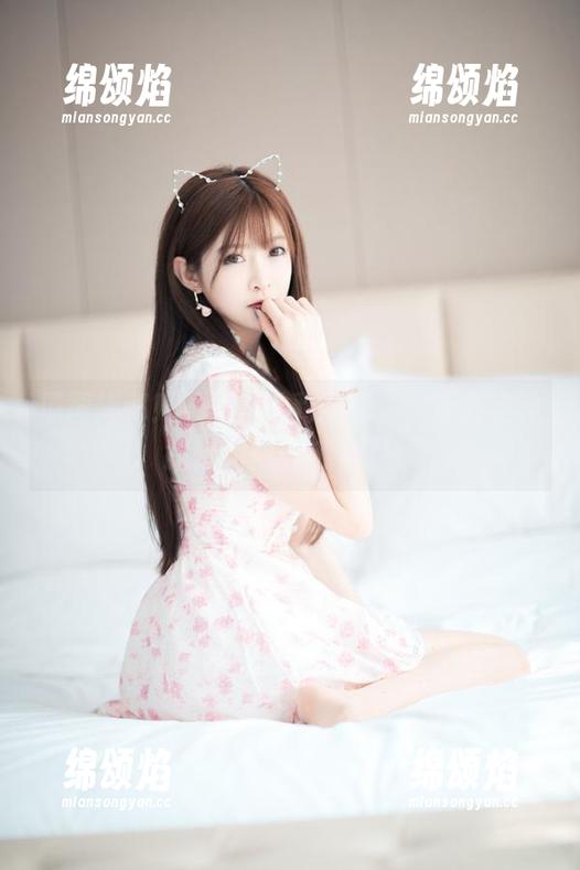 原图揭秘！王羽杉的豹纹写真，连我这种路过的都被抓住了。