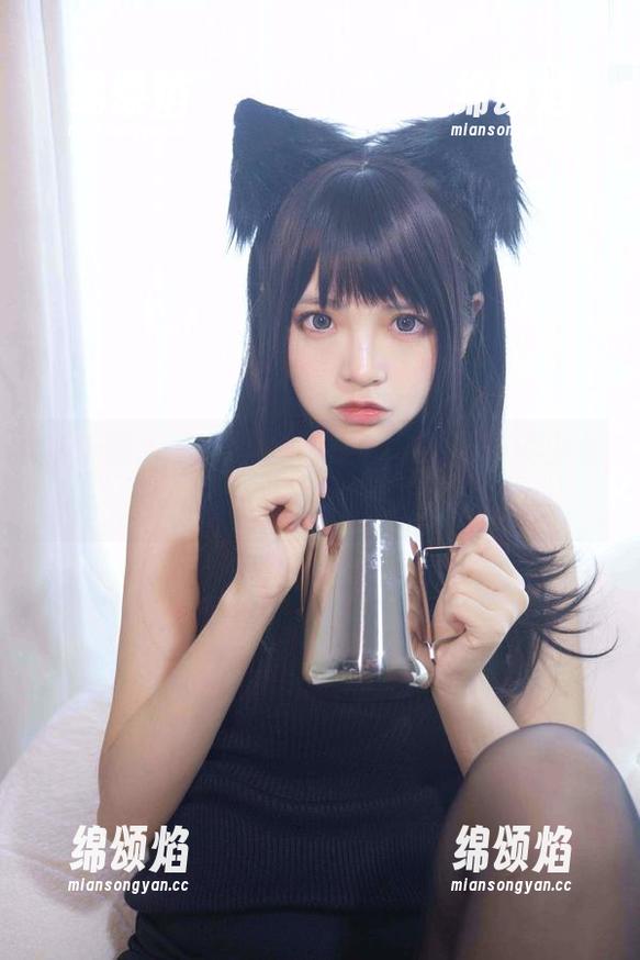 高清照片曝光：疯猫ss眼中的被囚禁少女，真相让人心跳加速