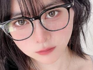 顶级定制大赏，眼酱大魔王w的旗袍写真，色彩和设计让人赞叹！