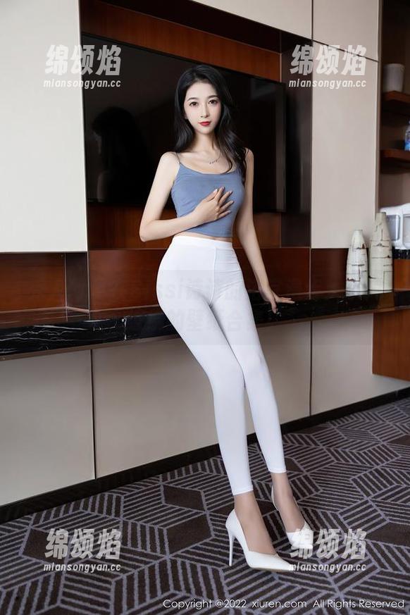 秀人网-Sissi诗诗 秀人网 - 在Sissi诗诗的浴室漫步:水汽缭绕的壁纸合集!